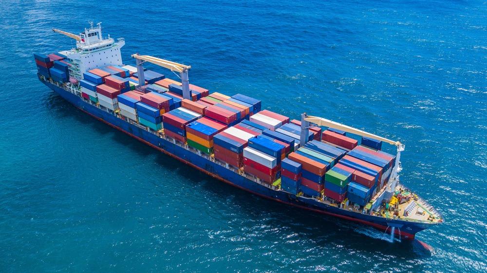 How to Save Money on Shipping Container Sizes