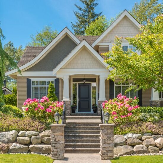 Ways to Boost Your Home’s Curb Appeal This Summer