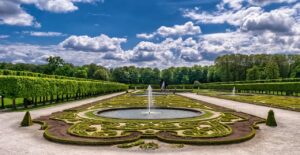 10 Most Beautiful Gardens in the World